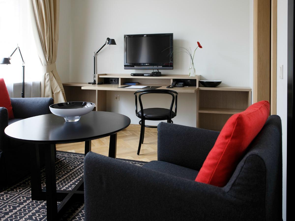 Neiburgs Hotell 4*